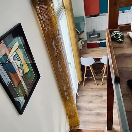 A 800m De La Cathedrale